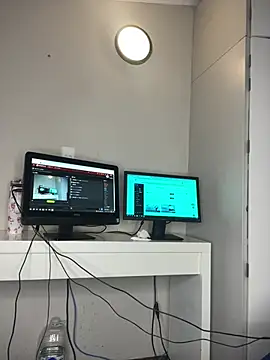 Bustygoddess32 online show from 11, 1, 2026