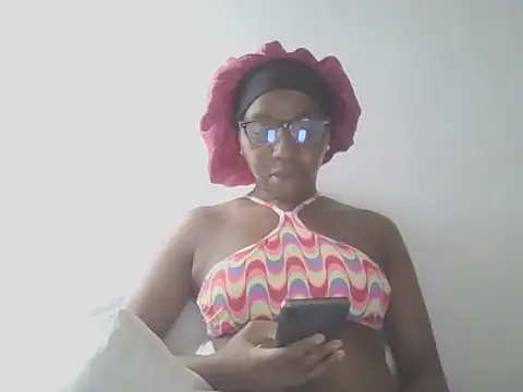 Snapshot of Sexxybella27 chatting on 19, 4, 2026 Sexxybella27 online show from 19, 4, 2026