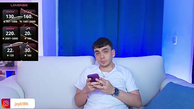 Snapshot of Jey_keler1 chatting on 15, 11, 2025 Jey keler1 online show from 15, 11, 2025