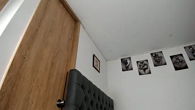 Bambi gurl online show from 24, 1, 2025