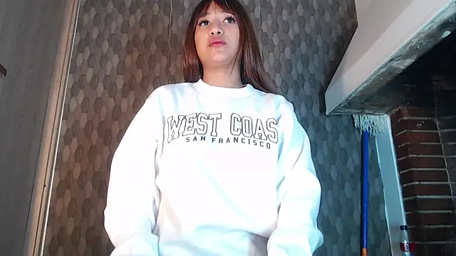 Snapshot of angelicatorrecm101 chatting on 24, 12, 2024 angelicatorrecm101 online show from 24, 12, 2024