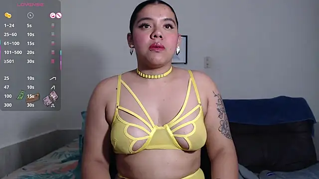 Snapshot of agata_22 chatting on 14, 10, 2025 agata 22 online show from 14, 10, 2025