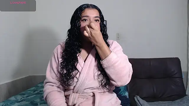 Snapshot of agata_22 chatting on 23, 12, 2025 agata 22 online show from 23, 12, 2025