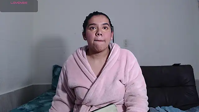 Snapshot of agata_22 chatting on 6, 1, 2026 agata 22 online show from 6, 1, 2026