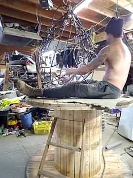 cdressupdiva online show from 5, 3, 2025