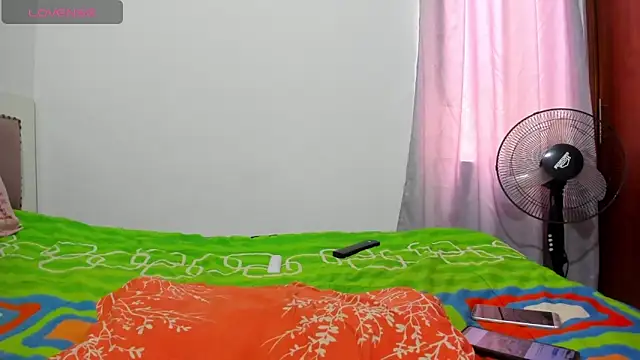 xia ebonyts online show from 13, 1, 2025