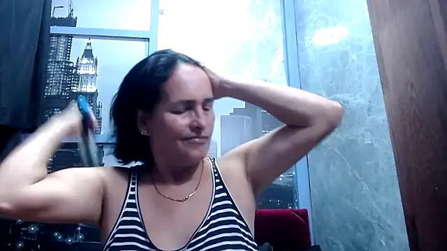 Nastylatinaxxx online show from 24, 11, 2025