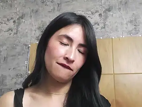 JainaRogers online show from 1, 2, 2025