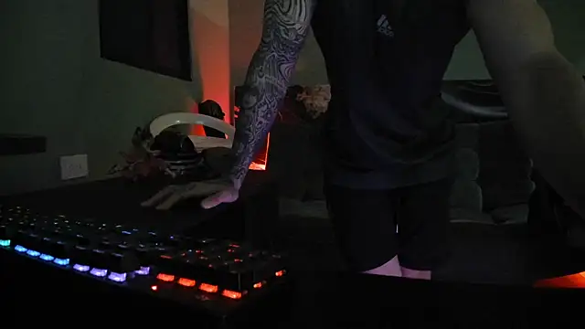 Snapshot of Sisoyalejo420 chatting on 1, 2, 2026 Sisoyalejo420 online show from 1, 2, 2026