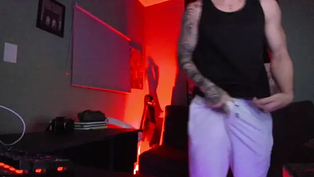 Snapshot of Sisoyalejo420 chatting on 8, 3, 2026 Sisoyalejo420 online show from 8, 3, 2026