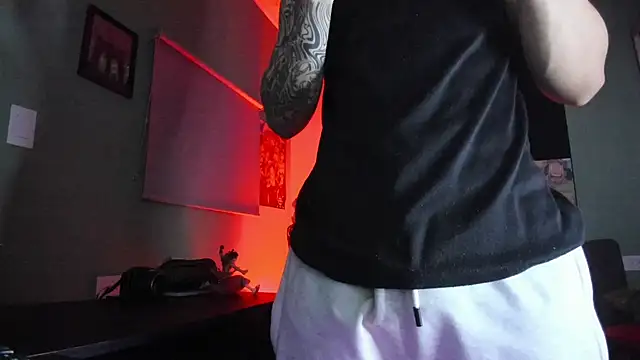 Snapshot of Sisoyalejo420 chatting on 4, 4, 2026 Sisoyalejo420 online show from 4, 4, 2026