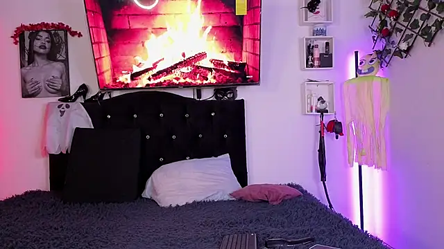 Alaia Asuka online show from 19, 10, 2025