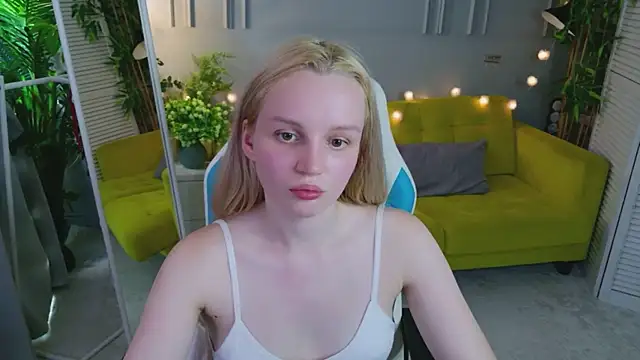 Beatrica Klein online show from 10, 7, 2026
