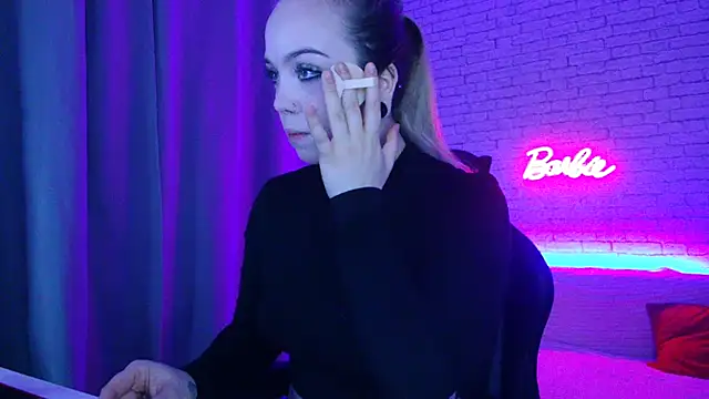 Snapshot of -Stacyy- chatting on 28, 11, 2025 -Stacyy- online show from 28, 11, 2025