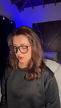 Snapshot of EmaSaenz chatting on 9, 1, 2026 EmaSaenz online show from 9, 1, 2026