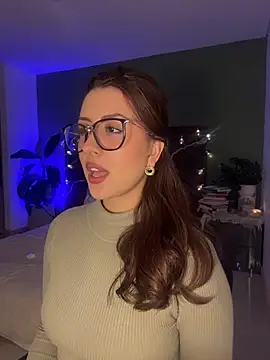 Snapshot of EmaSaenz chatting on 16, 4, 2026 EmaSaenz online show from 16, 4, 2026