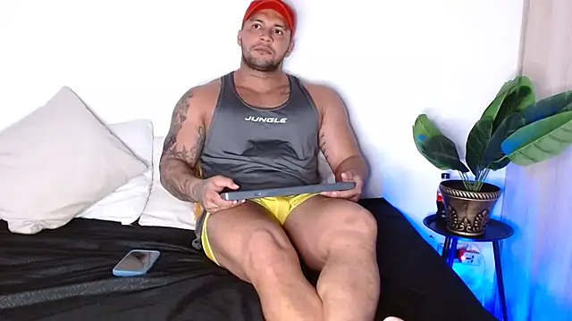 Snapshot of frank_myles chatting on 6, 2, 2026 frank myles online show from 6, 2, 2026