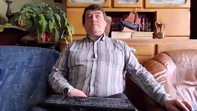 Snapshot of sympatrique chatting on 17, 2, 2026 sympatrique online show from 17, 2, 2026