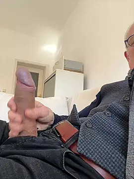 Frank22xx online show from 3, 3, 2026