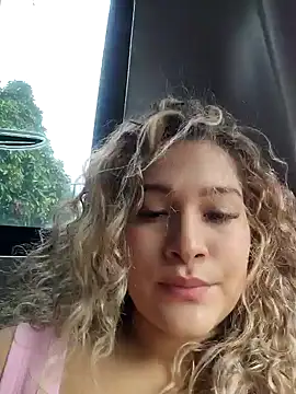 Sara smiiith211 online show from 24, 1, 2025