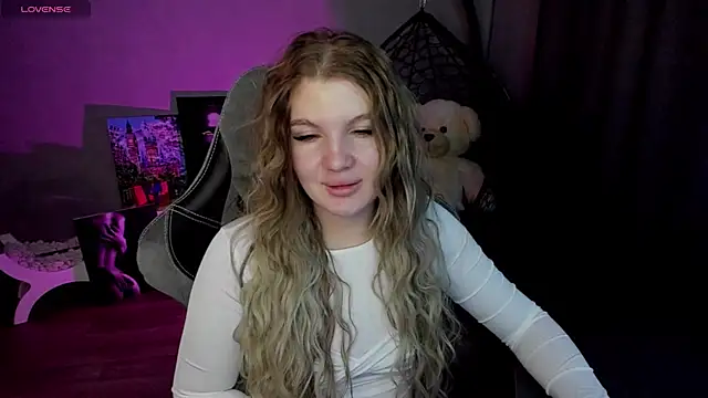 lily williamss online show from 28, 1, 2025