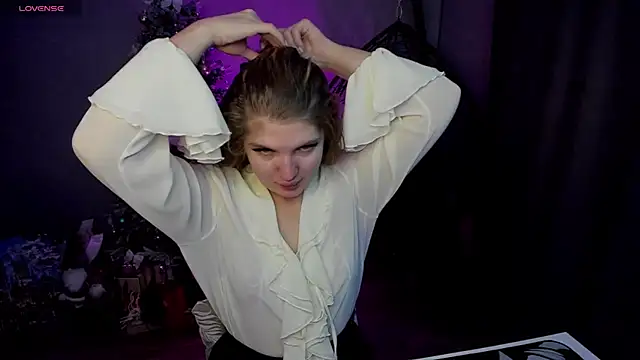 lily williamss online show from 13, 11, 2025