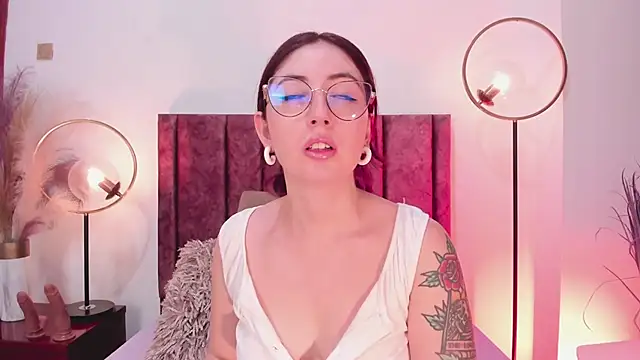 Emilywatsonn online show from 29, 1, 2025