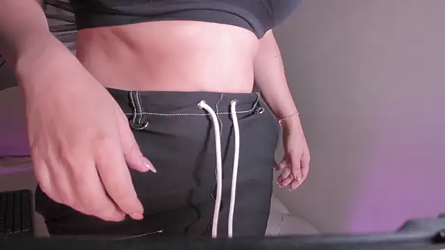 Samaantha-White online show from 9, 4, 2026