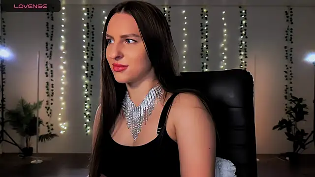 Snapshot of Alicia_x_art chatting on 25, 9, 2025 Alicia x art online show from 25, 9, 2025