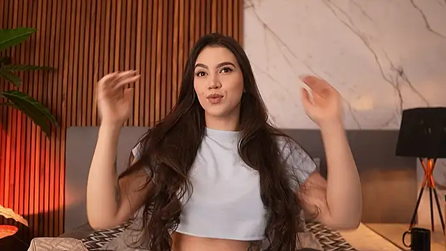 Amelia Rouse online show from 8, 9, 2025