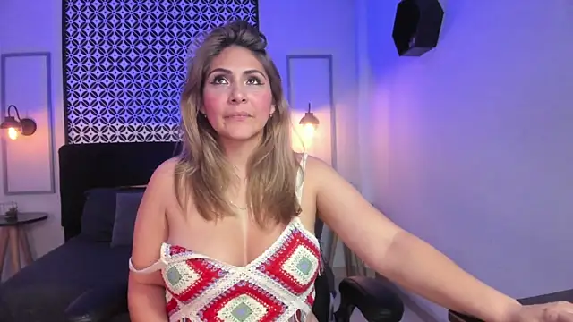 Melanie silver  online show from 19, 12, 2025