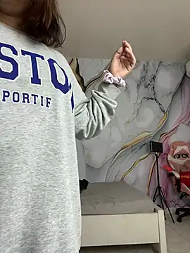 Lia sex69 online show from 13, 3, 2025