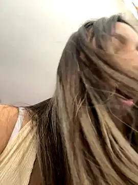  Emma Valka online show from 3, 12, 2025