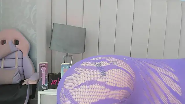 Kendaal Doshi online show from 8, 11, 2025