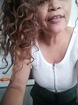 Snapshot of Alma_Sexyy chatting on 6, 10, 2025 Alma Sexyy online show from 6, 10, 2025