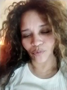 Snapshot of Alma_Sexyy chatting on 2, 11, 2025 Alma Sexyy online show from 2, 11, 2025