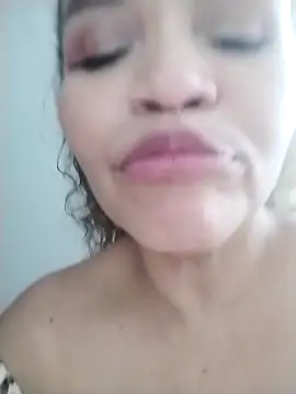 Snapshot of Alma_Sexyy chatting on 14, 11, 2025 Alma Sexyy online show from 14, 11, 2025