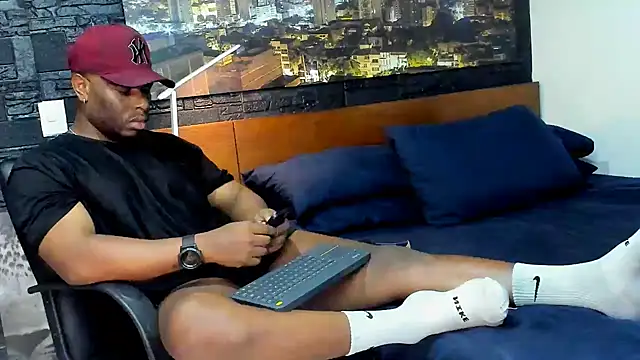 thomas santtos1 online show from 11, 3, 2025