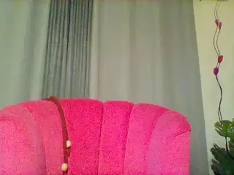 Snapshot of Queeen_model chatting on 13, 3, 2025 Queeen model online show from 13, 3, 2025