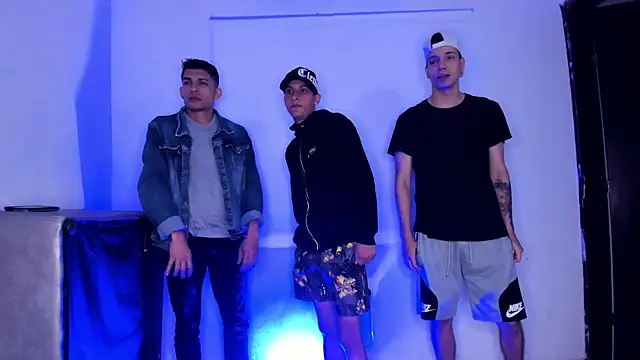 Snapshot of Threesome-no-mercy chatting on 8, 2, 2026 Threesome-no-mercy online show from 8, 2, 2026