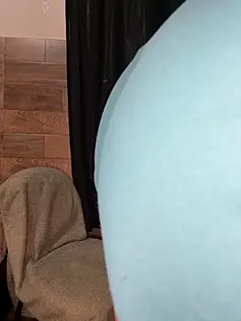 izumikarol online show from 5, 12, 2025