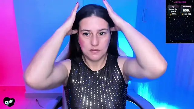 Snapshot of Saskyaa chatting on 8, 6, 2026 Saskyaa online show from 8, 6, 2026