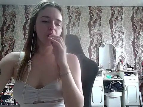 Snapshot of samanta55555 chatting on 25, 5, 2026 samanta55555 online show from 25, 5, 2026