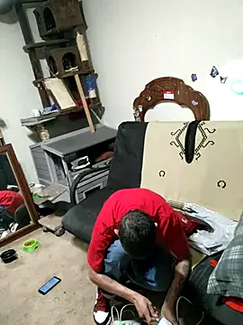 Snapshot of LongDickZee562 chatting on 25, 2, 2025 LongDickZee562 online show from 25, 2, 2025