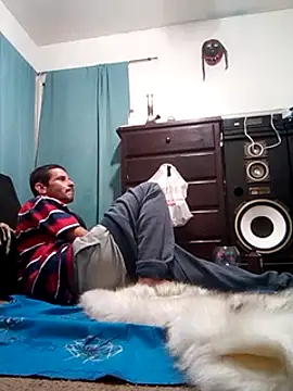 Snapshot of LongDickZee562 chatting on 28, 2, 2025 LongDickZee562 online show from 28, 2, 2025