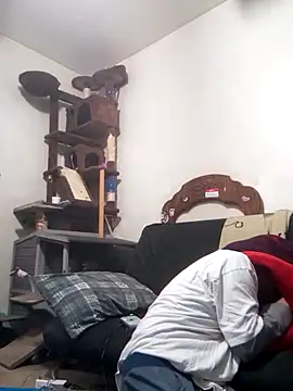 Snapshot of LongDickZee562 chatting on 7, 3, 2025 LongDickZee562 online show from 7, 3, 2025