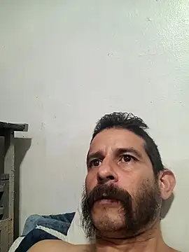 Snapshot of LongDickZee562 chatting on 30, 11, 2025 LongDickZee562 online show from 30, 11, 2025