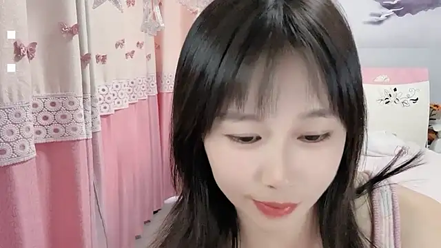 Snapshot of Shleybaby chatting on 28, 10, 2025 Shleybaby online show from 28, 10, 2025