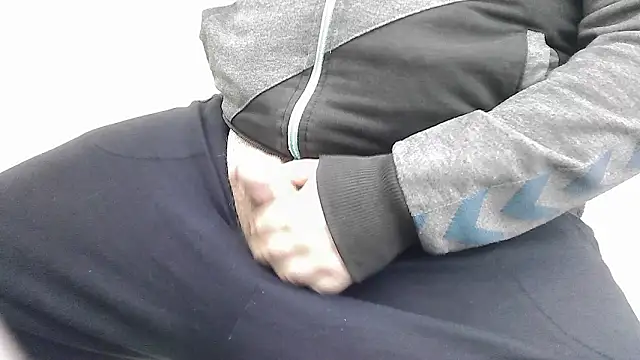 Snapshot of KIZLAZIMYaa chatting on 3, 2, 2026 KIZLAZIMYaa online show from 3, 2, 2026