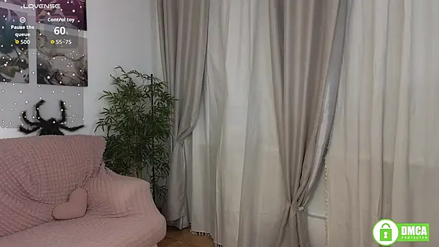 Charlotte wow online show from 21, 11, 2025